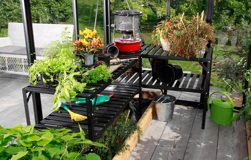 VITAVIA BORD M/HYLLA SVART